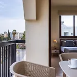 Modern 2-bedroom With Balcony & Wifi * Larnaca