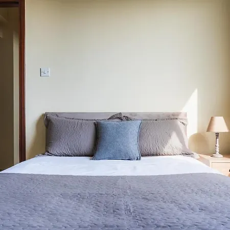 アパート Modern 2-bedroom With Balcony & Wifi *