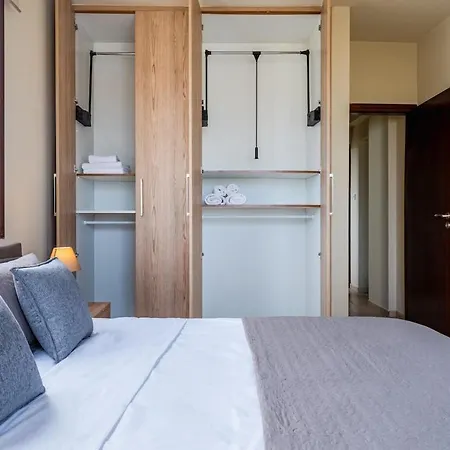 アパート Modern 2-bedroom With Balcony & Wifi *